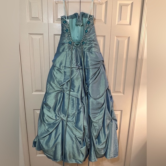 Prom Dress by Mori Lee - beautiful beaded detailing with lace back - Picture 5 of 6